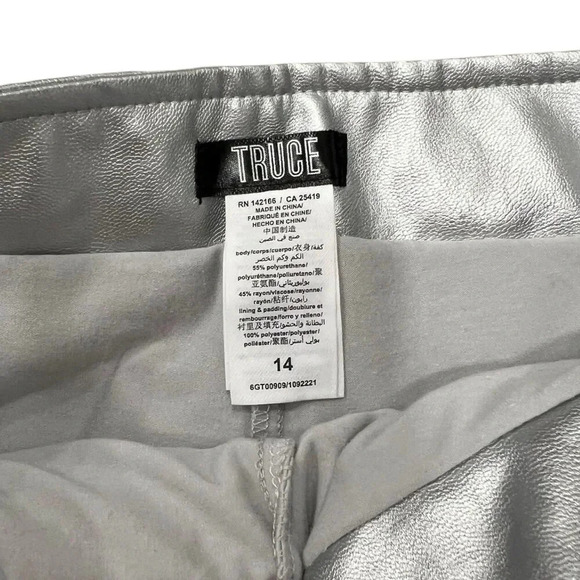 Truce Girls Metallic Silver Quilted Mini Skort 14 - Picture 2 of 2